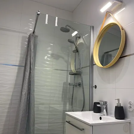 Apartmán Lub Bursztynowy Z Parkingiem Stare *